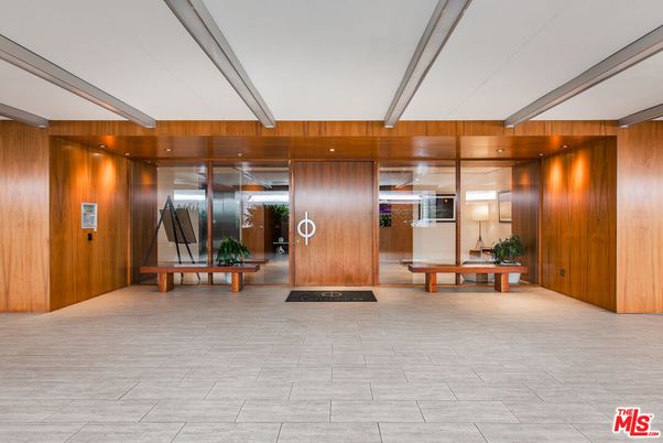 Elevator, Interior, Wooden Walls