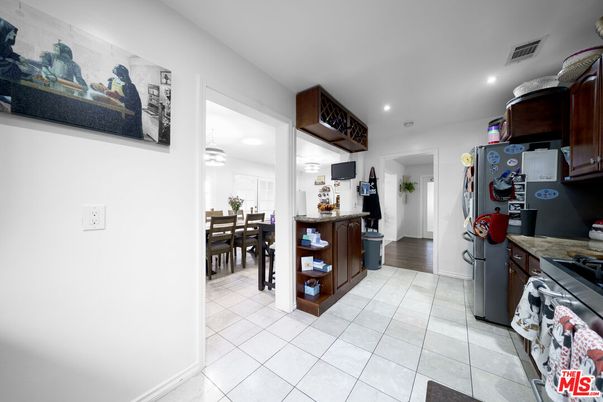 Dining room, Interior, Kitchen, Recessed Lighting