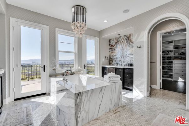 Interior, Marble, Pendant Lights, Recessed Lighting, Wood Texture Flooring