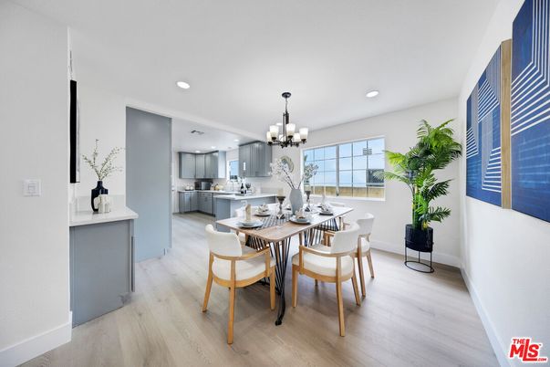 Chandelier, Dining room, Interior, Kitchen, Recessed Lighting, Wood Texture Flooring