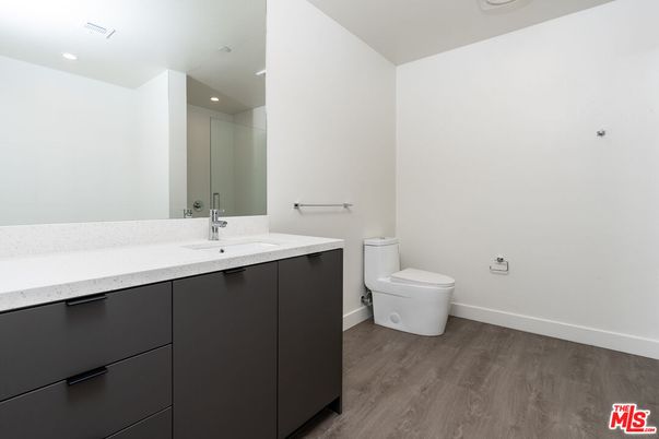 Bathroom, Interior, Recessed Lighting, Wood Texture Flooring