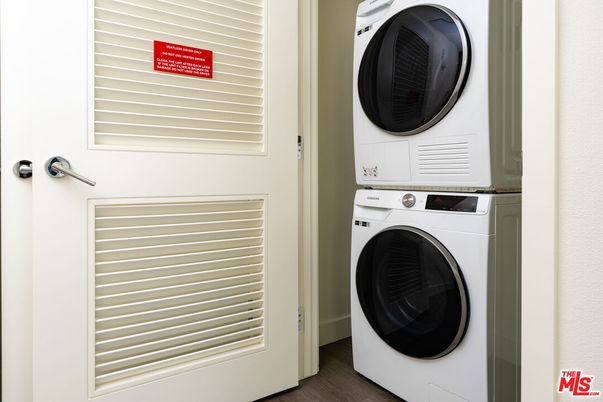 Interior, Utility Closets, Washer