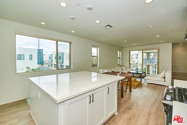 Interior, Kitchen, Living room, Recessed Lighting, Wood Texture Flooring