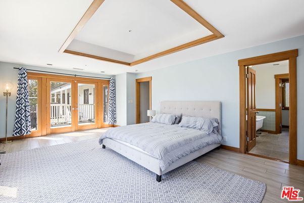 Bathroom, Bedroom, Interior, Recessed Lighting, Wood Texture Flooring
