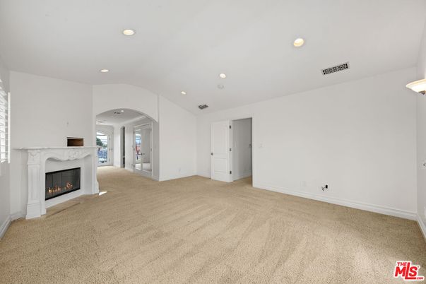 Empty room, Fireplace, Interior, Recessed Lighting