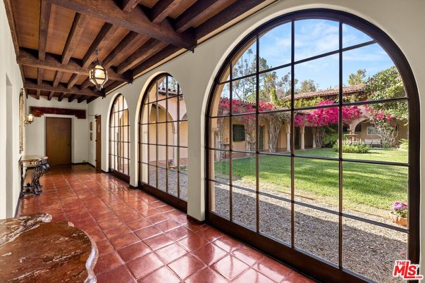 Interior, Sun Room, Wooden Beams, Wooden Ceilings