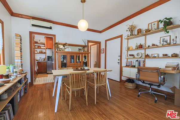 Dining room, Interior, Kitchen, Pendant Lights, Wood Texture Flooring