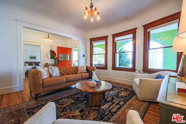 Chandelier, Interior, Living room, Wood Texture Flooring