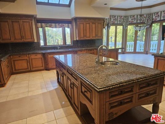 Interior, Kitchen, Pendant Lights, Recessed Lighting