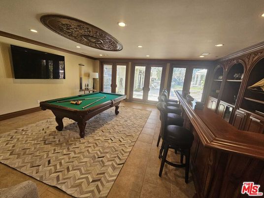 Billiard Table, Game Room, Interior, Recessed Lighting