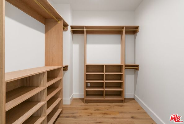 Interior, Recessed Lighting, Walk-in Closets, Wood Texture Flooring