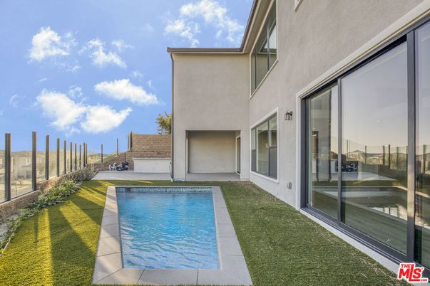 Backyard, Exterior, Pool