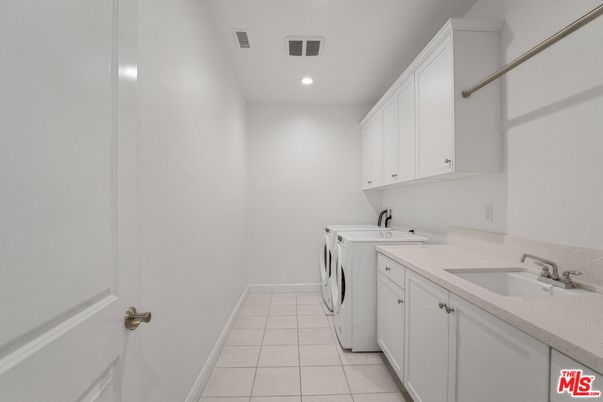 Interior, Recessed Lighting, Washer