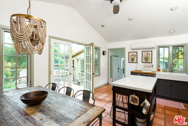 Dining room, Interior, Kitchen, Recessed Lighting