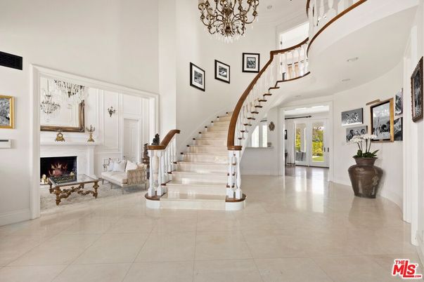 Chandelier, Fireplace, Interior