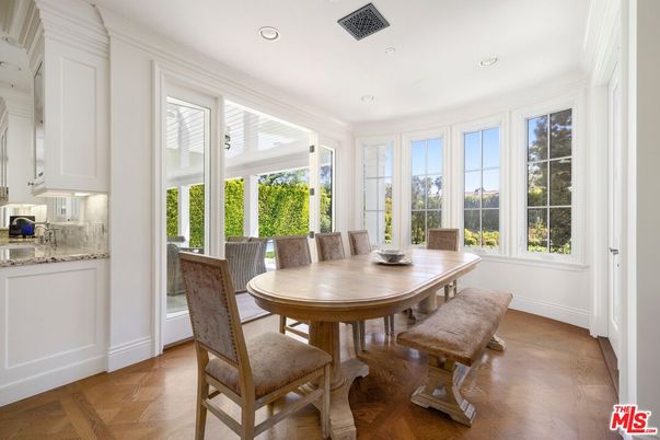 Dining room, Interior, Recessed Lighting, Wood Texture Flooring