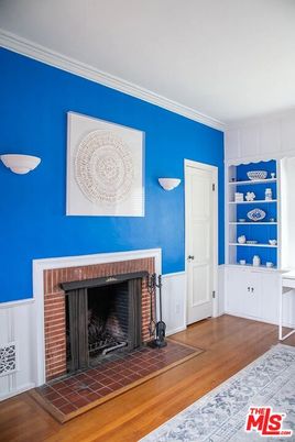 Fireplace, Interior, Pendant Lights, Wood Texture Flooring