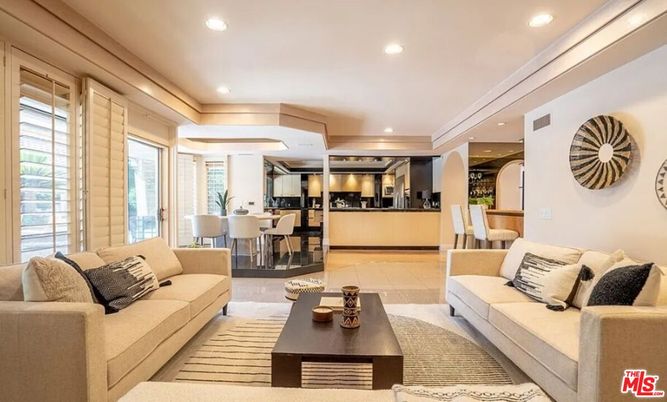 Dining room, Interior, Living room, Recessed Lighting