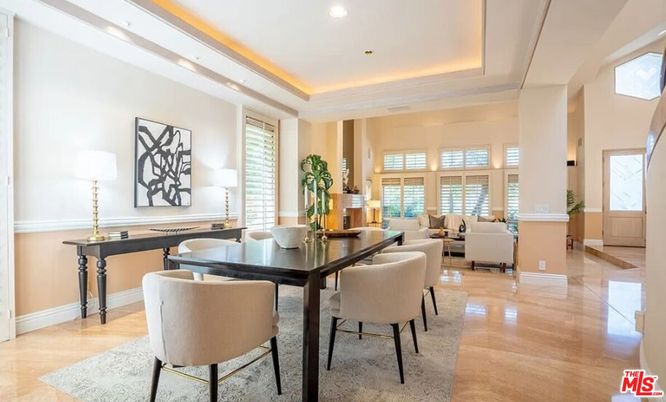Dining room, Interior, Living room, Recessed Lighting