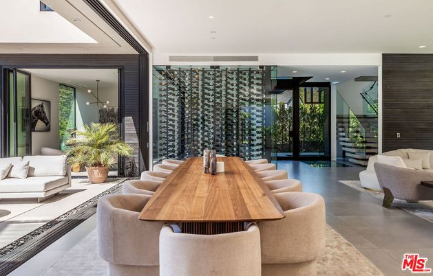 Dining room, Interior, Living room, Recessed Lighting, Wine Storage