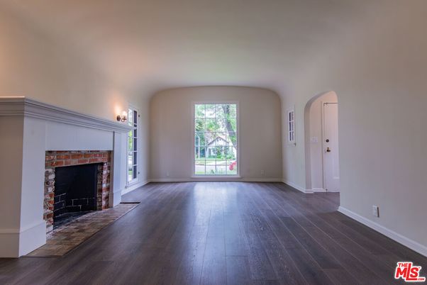 Empty room, Fireplace, Interior, Wood Texture Flooring