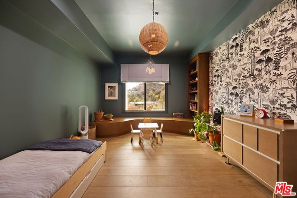 Bedroom, Interior, Pendant Lights, Wood Texture Flooring