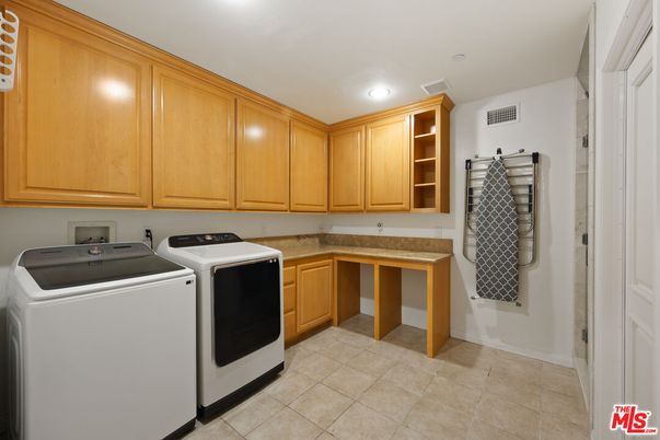 Interior, Recessed Lighting, Washer