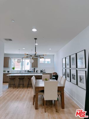 Dining room, Interior, Kitchen, Pendant Lights, Recessed Lighting, Wood Texture Flooring