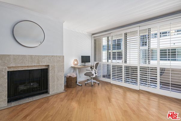 Fireplace, Home Office, Interior, Wood Texture Flooring