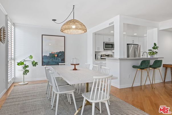Dining room, Interior, Kitchen, Pendant Lights, Recessed Lighting, Stainless Steel Appliances, Wood Texture Flooring