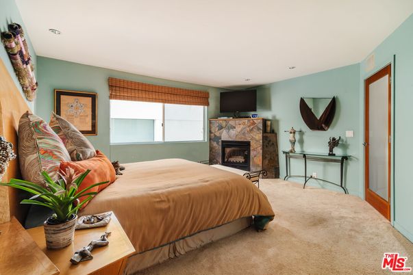 Bedroom, Fireplace, Interior, Recessed Lighting