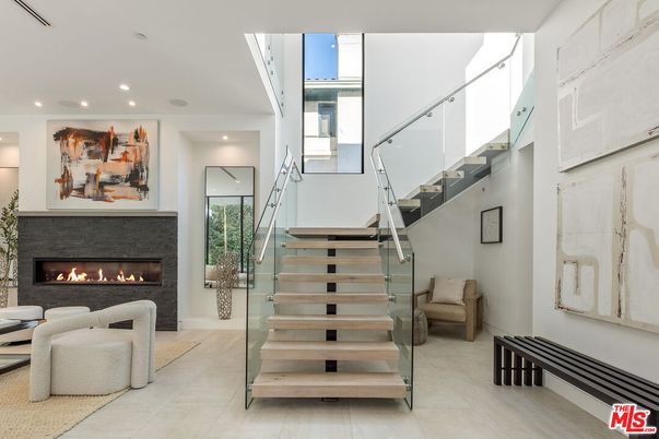 Fireplace, Interior, Recessed Lighting