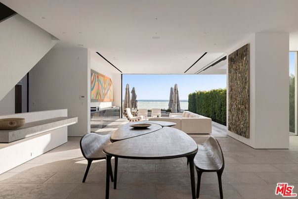 Dining room, Interior, Recessed Lighting, Water