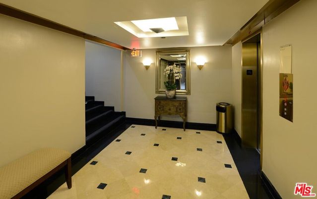 Elevator, Interior