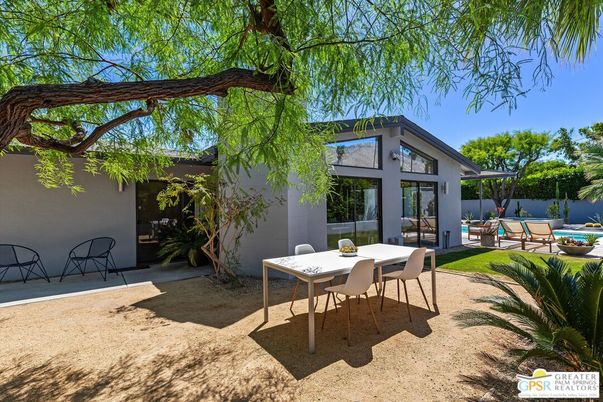 Backyard, Exterior, Playground