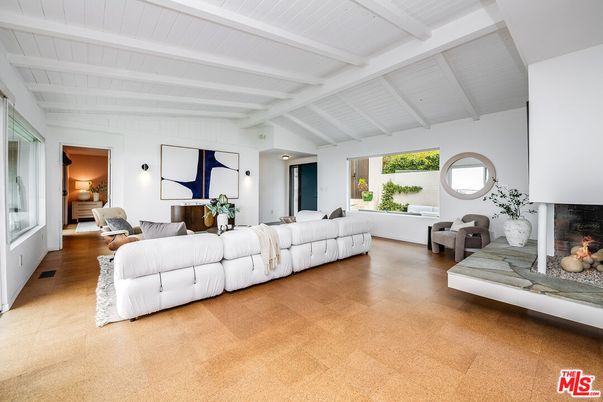 Fireplace, Interior, Living room