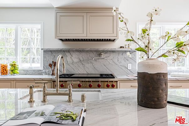 Interior, Kitchen, Marble, Marble Walls, Stainless Steel Appliances