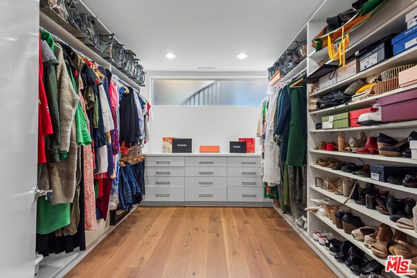 Interior, Recessed Lighting, Walk-in Closets, Wood Texture Flooring