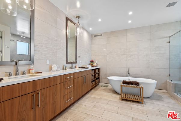 Bathroom, Dual Sink Vanities, Free Standing Baths, Interior, Pendant Lights, Recessed Lighting, Wood Texture Flooring