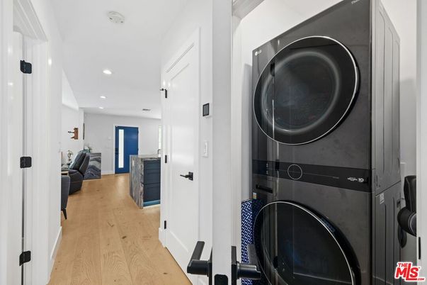 Interior, Recessed Lighting, Utility Closets, Washer, Wood Texture Flooring