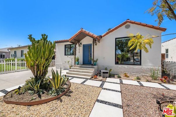 Backyard, Exterior, Facade, Spanish Mediterranean