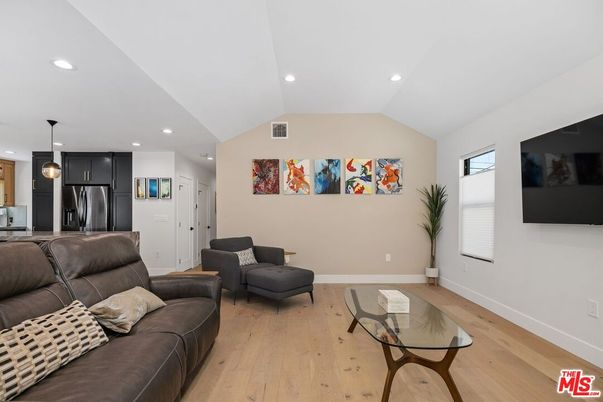 Interior, Kitchen, Living room, Pendant Lights, Recessed Lighting, Stainless Steel Appliances, Wood Texture Flooring