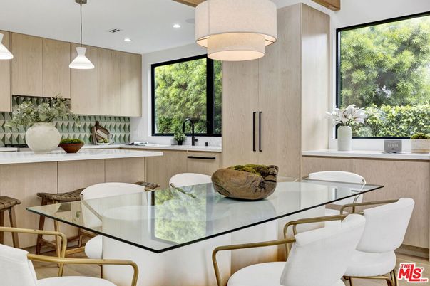 Dining room, Interior, Kitchen, Pendant Lights, Recessed Lighting