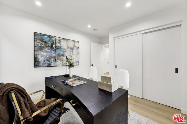 Home Office, Interior, Recessed Lighting, Wood Texture Flooring