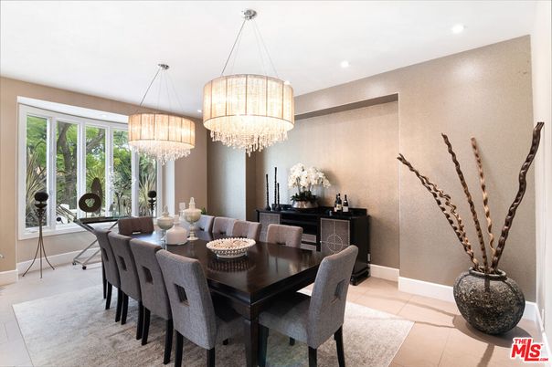 Chandelier, Dining room, Interior, Recessed Lighting