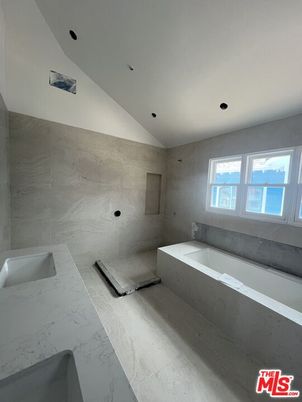Bathroom, Interior, Marble, Marble Walls, Recessed Lighting