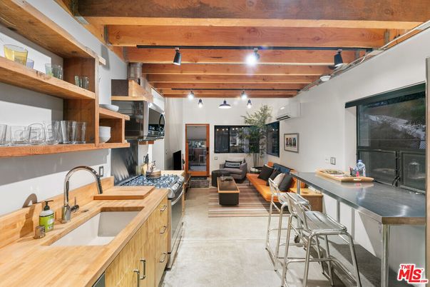 Interior, Kitchen, Living room, Wooden Beams, Wooden Ceilings, Wood Texture Flooring