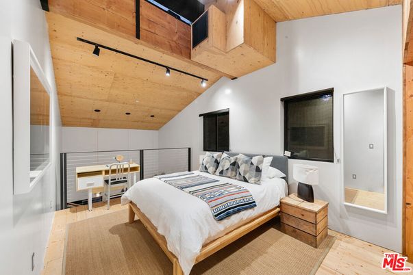Bedroom, Interior, Wooden Ceilings, Wood Texture Flooring