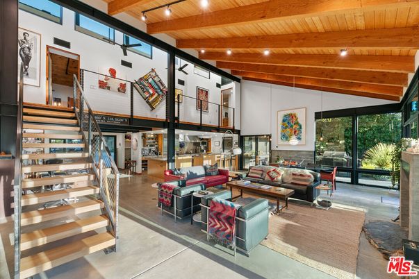 Interior, Living room, Recessed Lighting, Wooden Beams, Wooden Ceilings