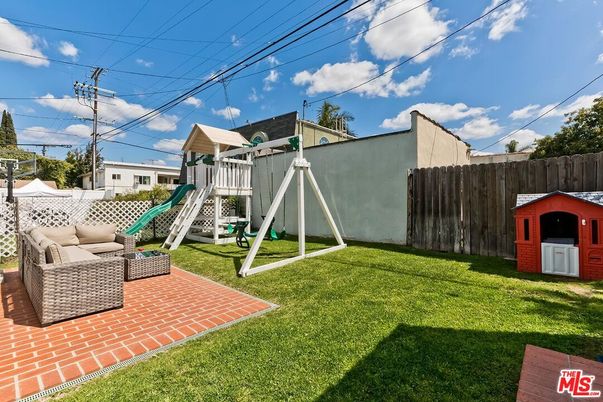 Backyard, Exterior, Playground